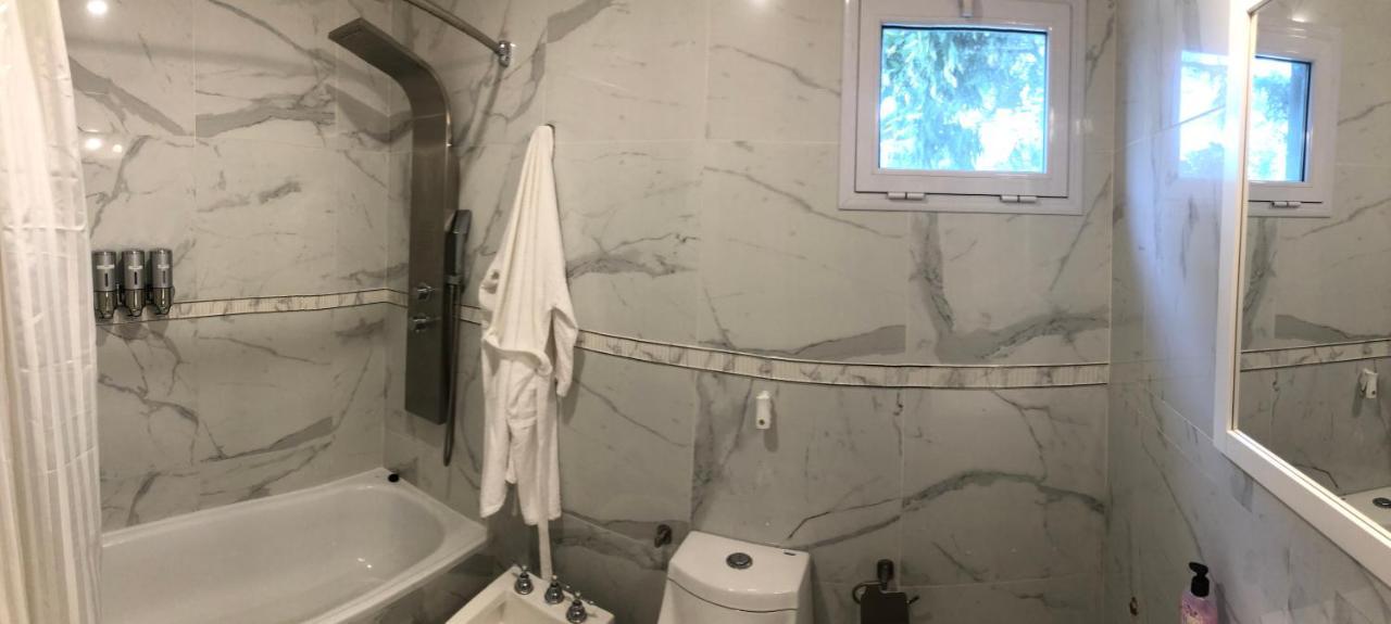 Habitación en casa particular Like At Ezeiza